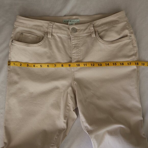 Size 8 - Cleo Petite Jeans - Off White - Straight Leg - Picture 8 of 15